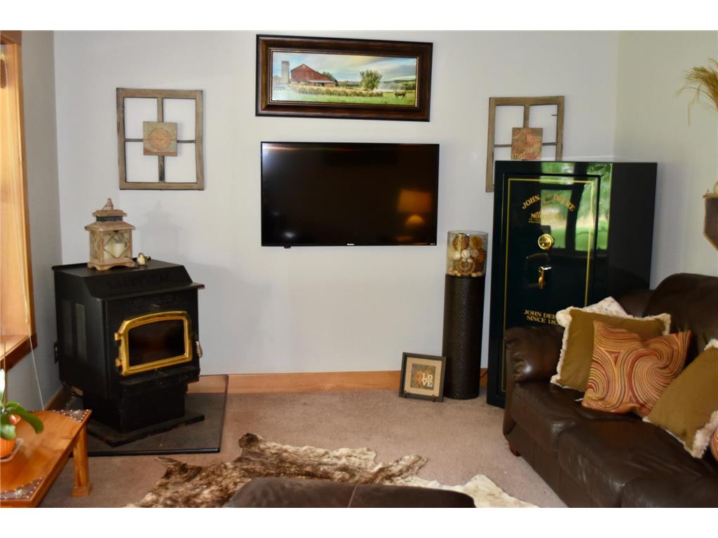 1610 Plum Street Grasston MN 55030 6770435 image14