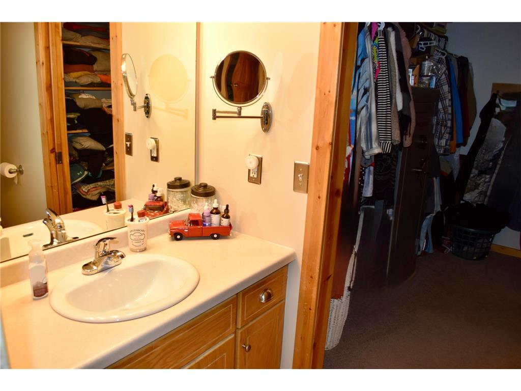 1610 Plum Street Grasston MN 55030 6770435 image23