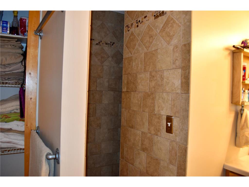 1610 Plum Street Grasston MN 55030 6770435 image24