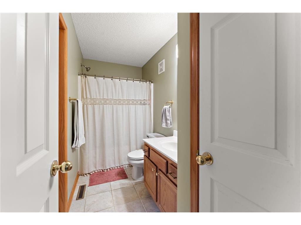 1610 Woodlynn Avenue #3 Maplewood MN 55109 7105805 image28