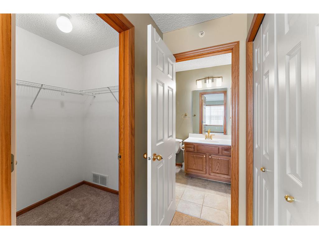 1610 Woodlynn Avenue #3 Maplewood MN 55109 7105805 image34