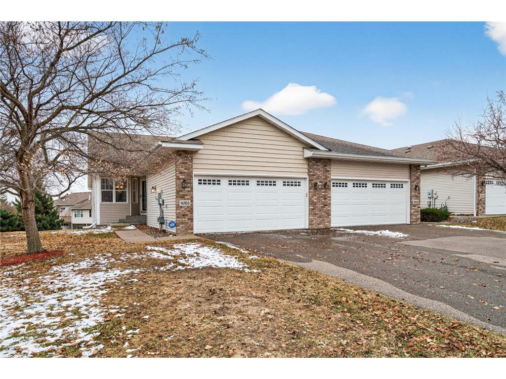 16103 70th Place N Maple Grove MN 55311 7033805 image2