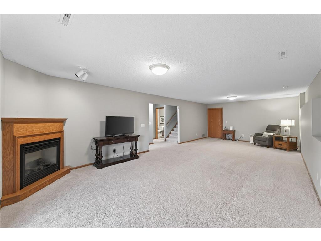 16103 70th Place N Maple Grove MN 55311 7033805 image20