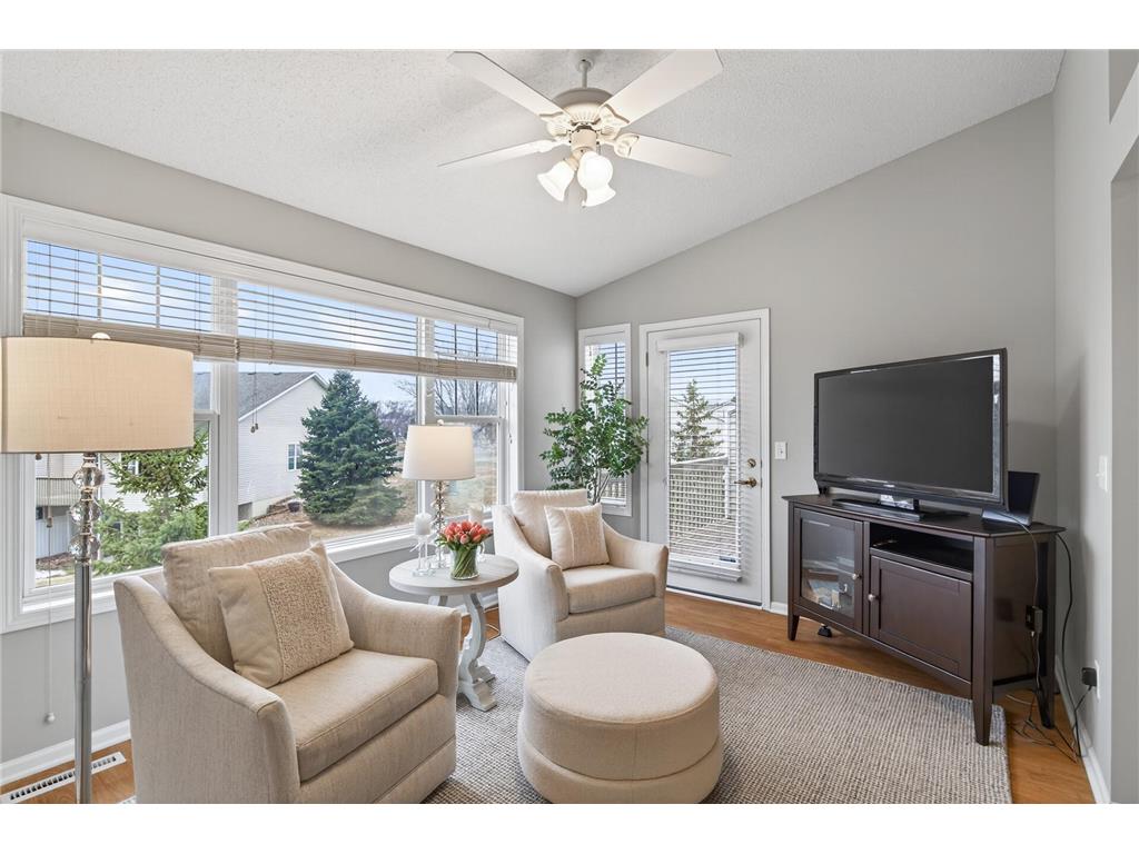 16103 70th Place N Maple Grove MN 55311 7033805 image4