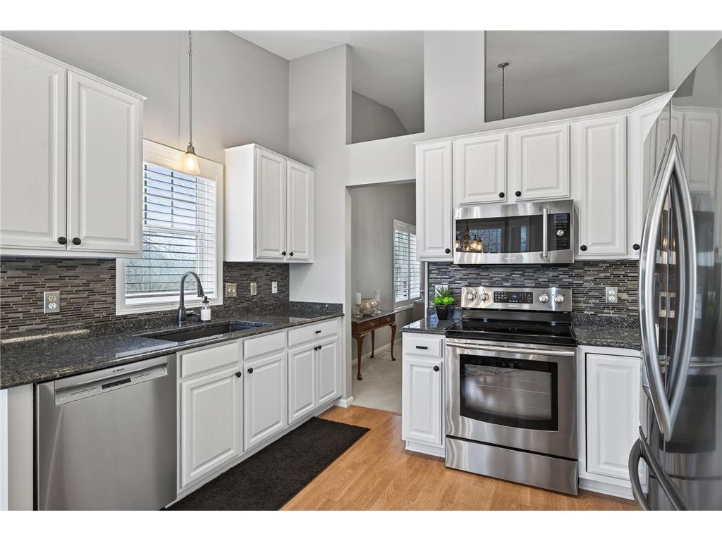 16103 70th Place N Maple Grove MN 55311 7033805 image7