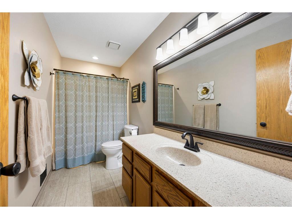 16105 Inglewood Drive Lakeville MN 55044 7062701 image16