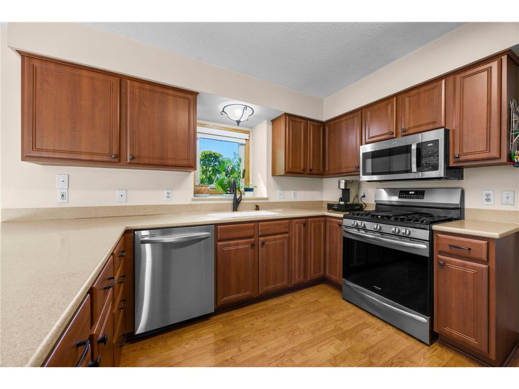 16105 Inglewood Drive Lakeville MN 55044 7062701 image9