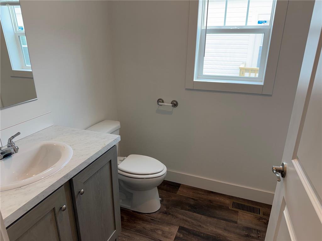 1611 6th Avenue E #A4 Alexandria MN 56308 7100660 image10