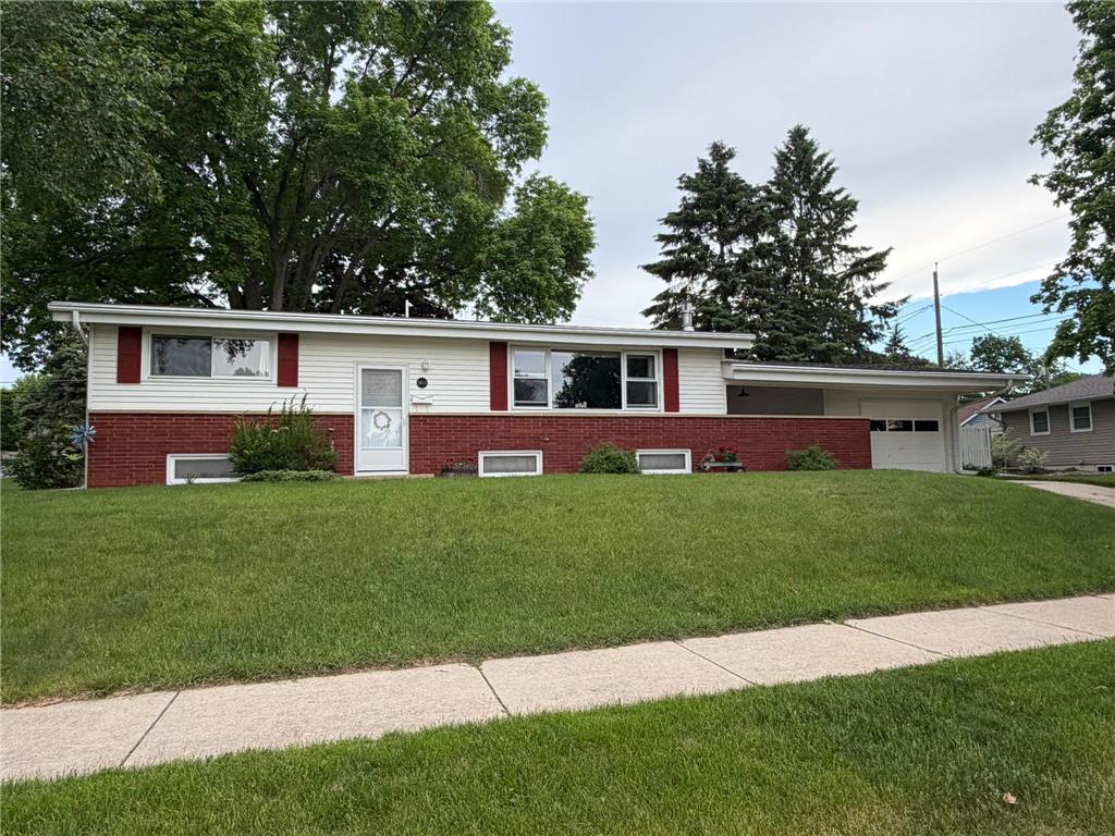 1611 Cascade Street NW Rochester MN 55901 7080025 image1