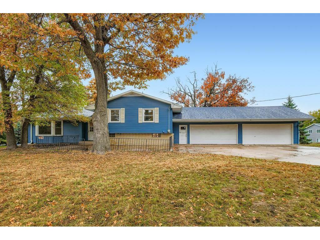1611 Cloud Drive NE Blaine MN 55449 6807929 image1