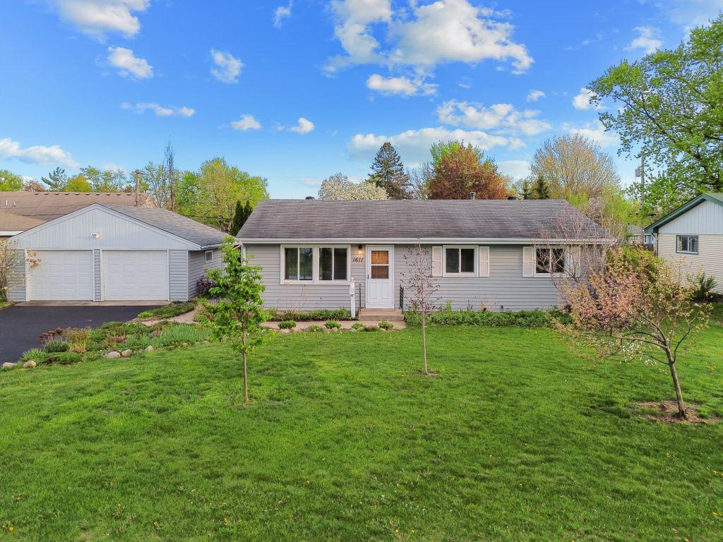 1611 E 87th Street Bloomington MN 55425 7069003 image1