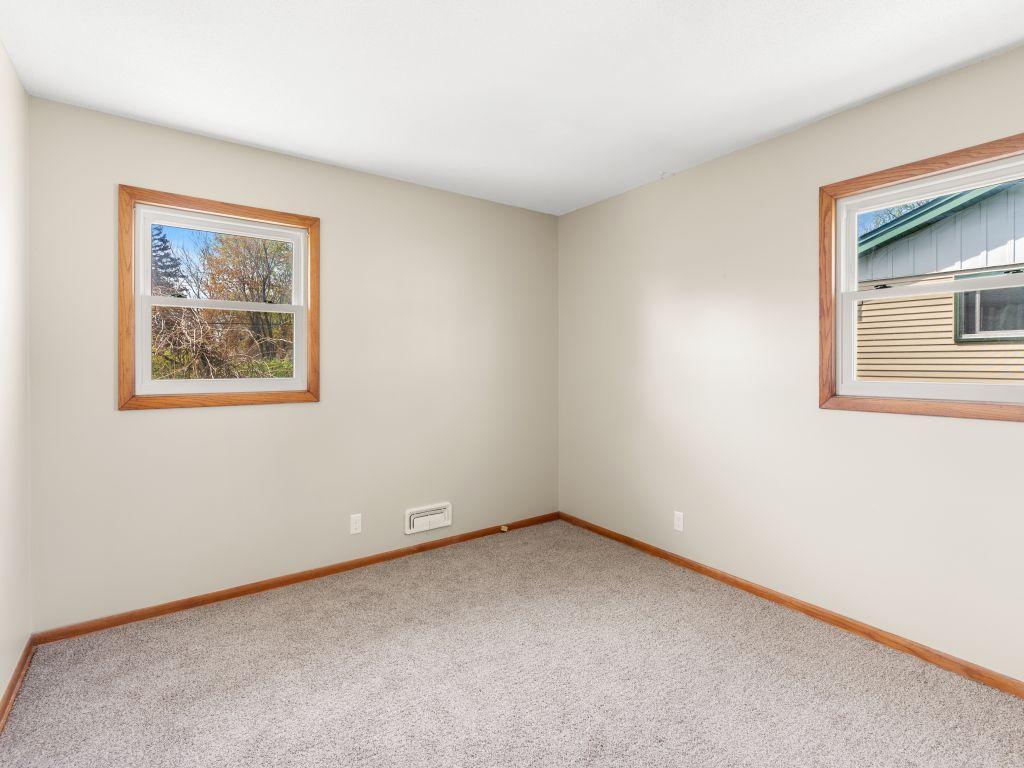 1611 E 87th Street Bloomington MN 55425 7069003 image14