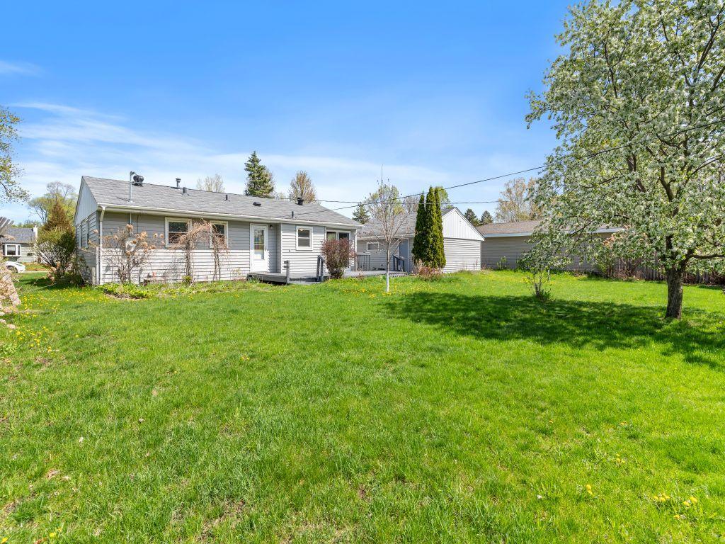 1611 E 87th Street Bloomington MN 55425 7069003 image23