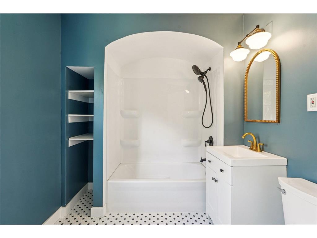 1611 Edmund Avenue Saint Paul MN 55104 6807923 image28