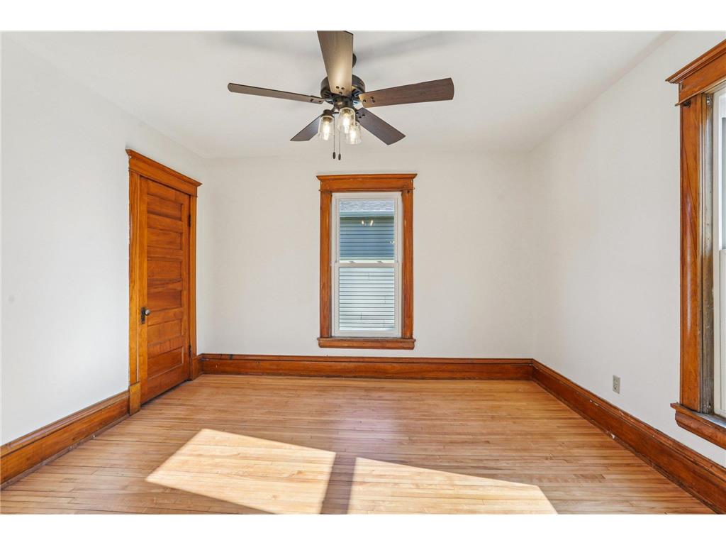 1611 Edmund Avenue Saint Paul MN 55104 7100962 image25