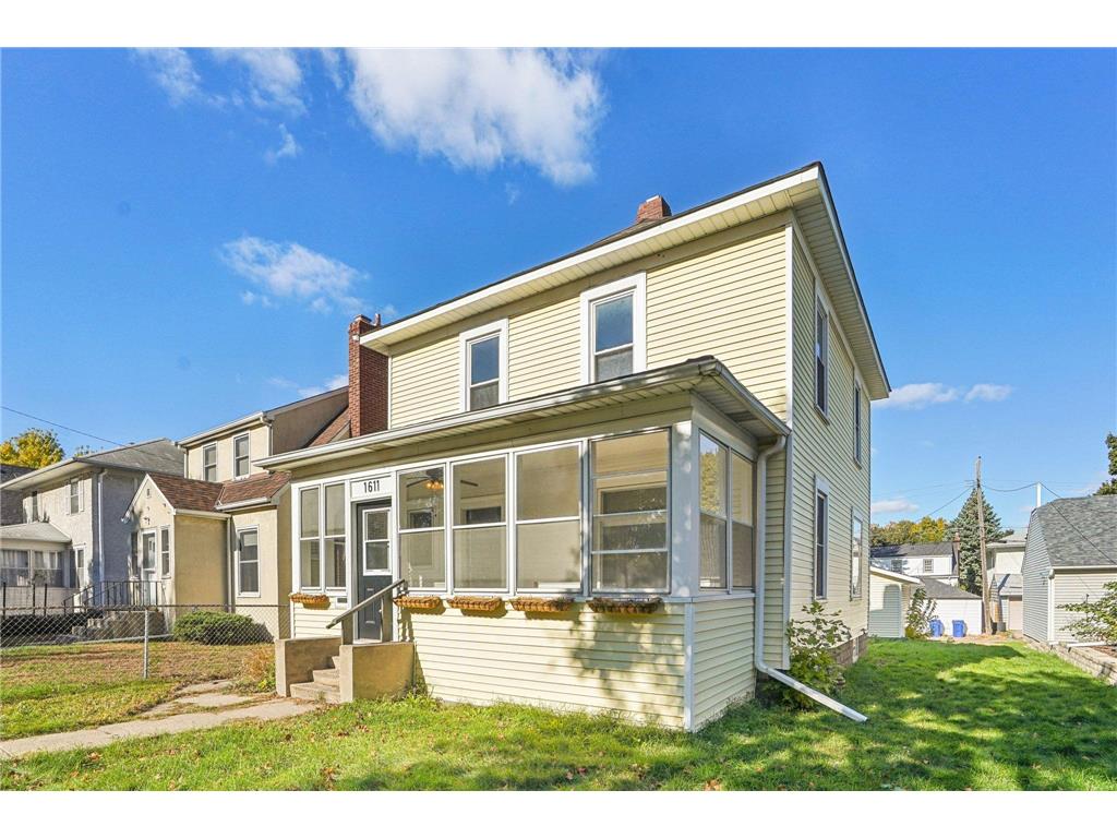 1611 Edmund Avenue Saint Paul MN 55104 7100962 image3