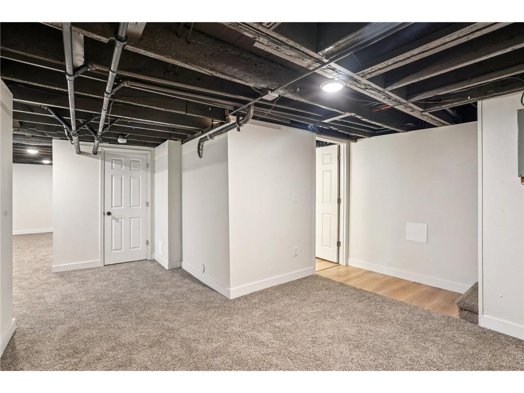 1611 Edmund Avenue Saint Paul MN 55104 7100962 image34