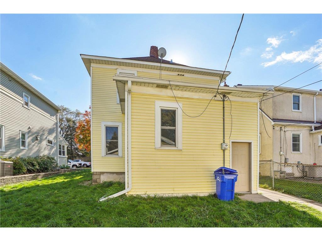1611 Edmund Avenue Saint Paul MN 55104 7100962 image40
