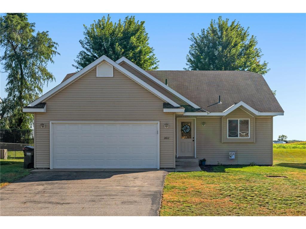 1611 Forest Glen Circle Saint Augusta MN 56301 6622107 image1