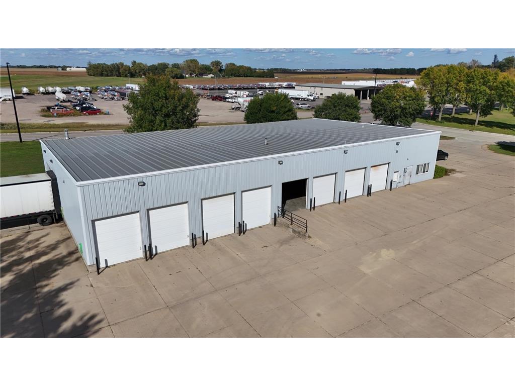 1611 Halbur Road Marshall MN 56258 6793474 image1