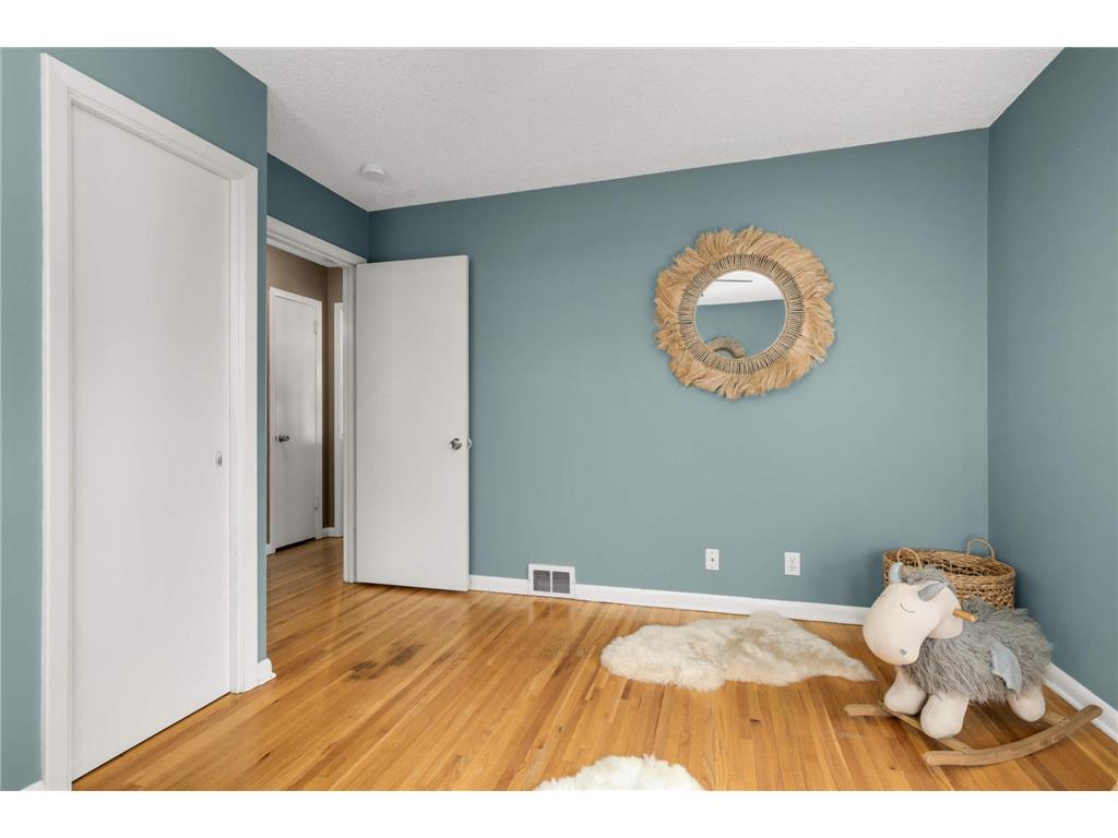 1611 Oregon Avenue S Saint Louis Park MN 55426 6784228 image17