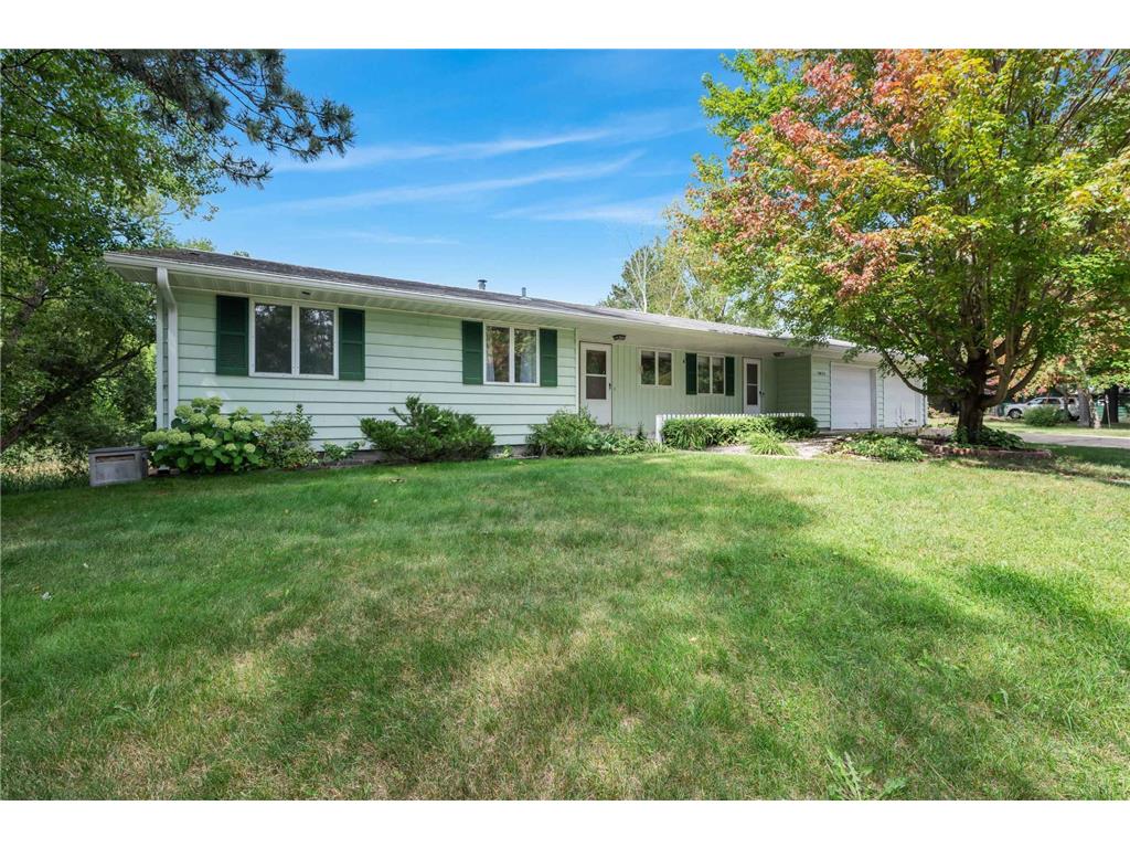 1611 SW 1st Avenue Grand Rapids MN 55744 6596436 image1