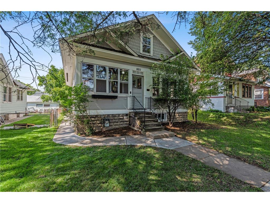 1611 Stanford Avenue, Saint Paul, MN 55105 MLS 6245223 Edina Realty
