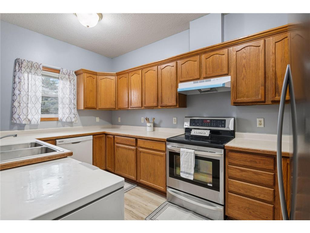 1612 68th Lane N Brooklyn Center MN 55430 7025216 image12