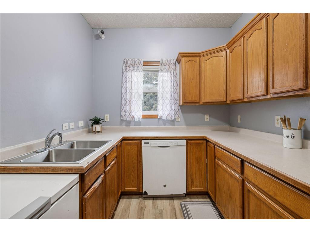 1612 68th Lane N Brooklyn Center MN 55430 7025216 image13