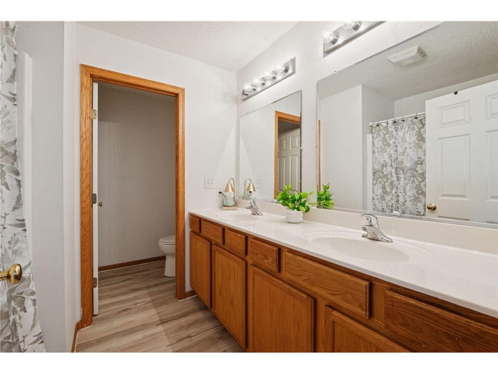 1612 68th Lane N Brooklyn Center MN 55430 7025216 image18