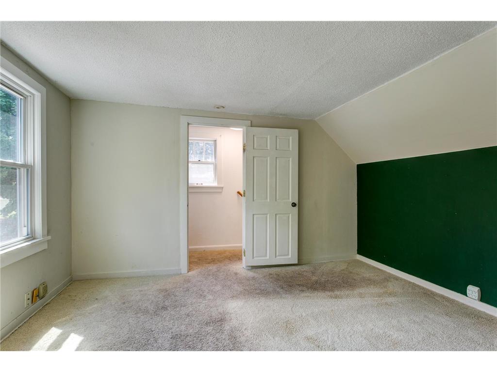 1612 County Road C E Maplewood MN 55109 7085992 image14