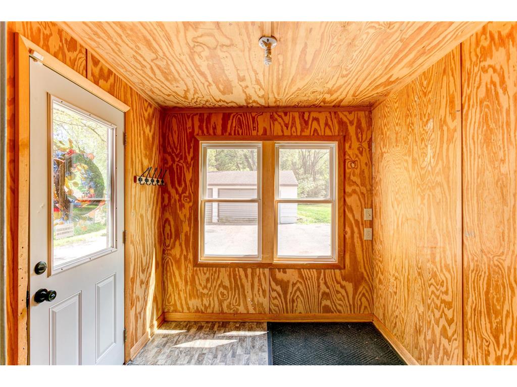 1612 County Road C E Maplewood MN 55109 7085992 image16