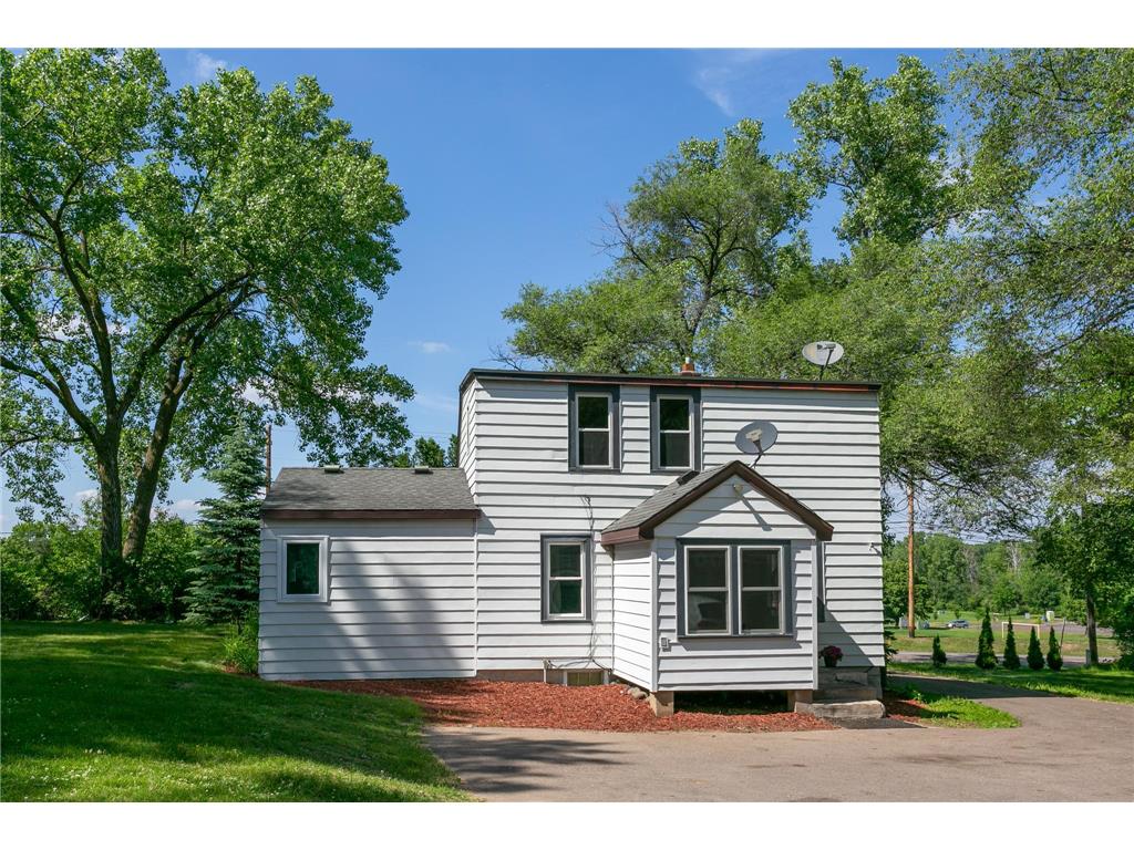 1612 County Road C E Maplewood MN 55109 7085992 image24