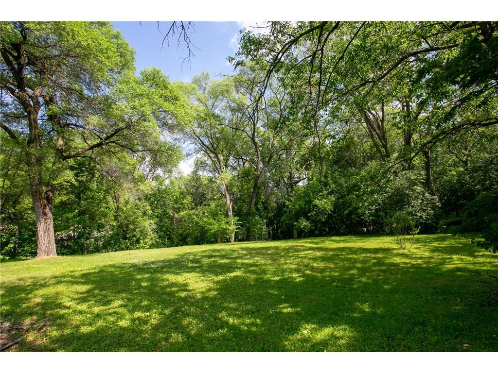 1612 County Road C E Maplewood MN 55109 7085992 image26