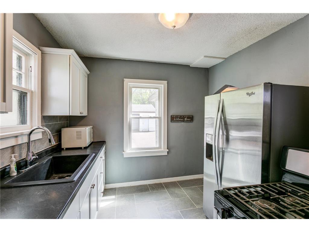 1612 County Road C E Maplewood MN 55109 7085992 image5