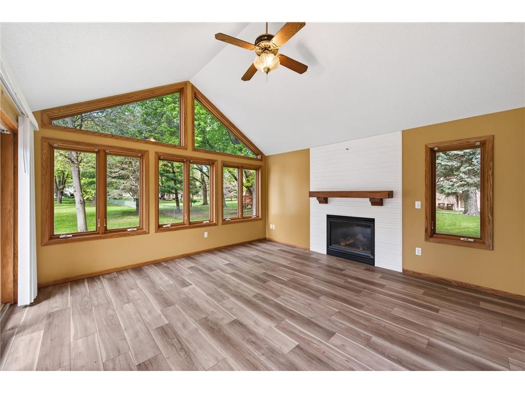 1612 Goodview Avenue N Oakdale MN 55128 7069791 image13