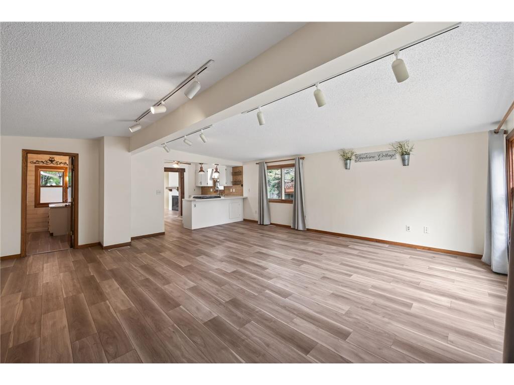1612 Goodview Avenue N Oakdale MN 55128 7069791 image5