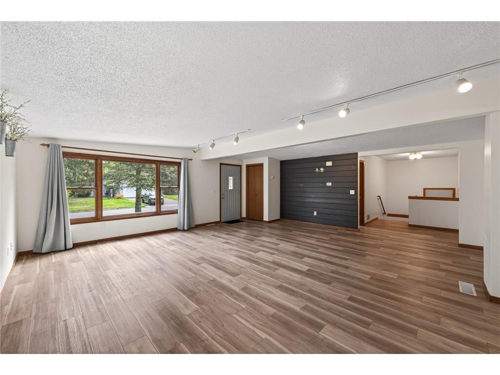 1612 Goodview Avenue N Oakdale MN 55128 7069791 image7