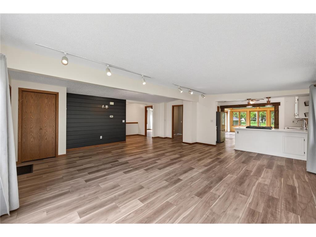 1612 Goodview Avenue N Oakdale MN 55128 7069791 image8