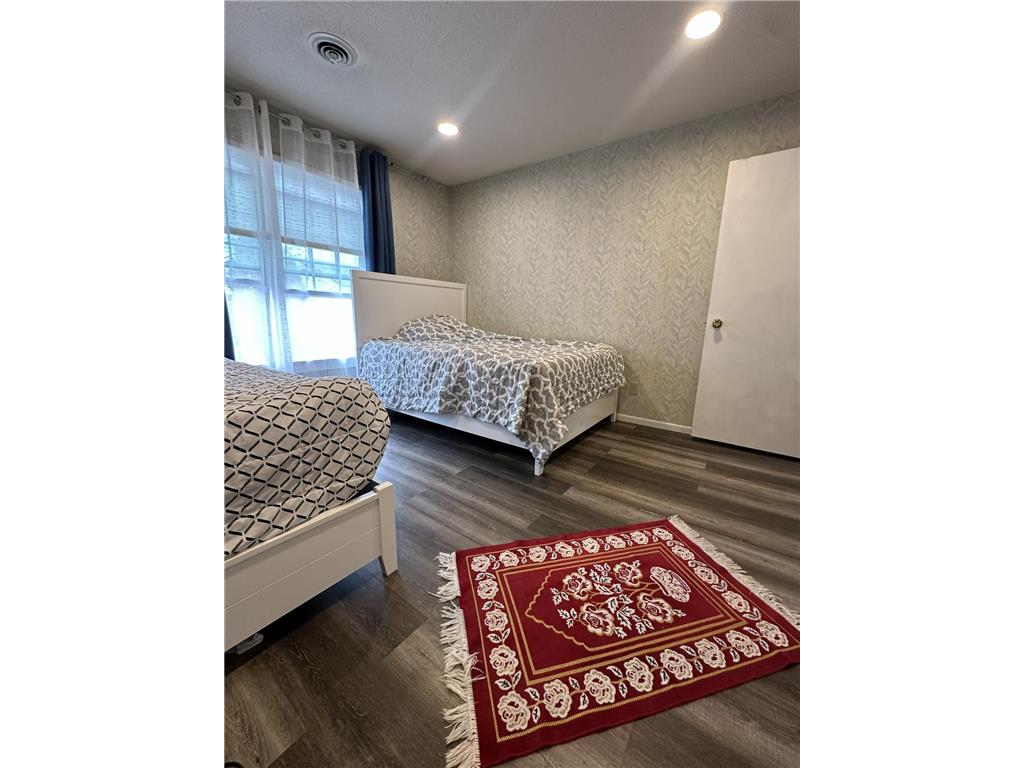 1612 Rose Hill Circle Lauderdale MN 55108 6811893 image16