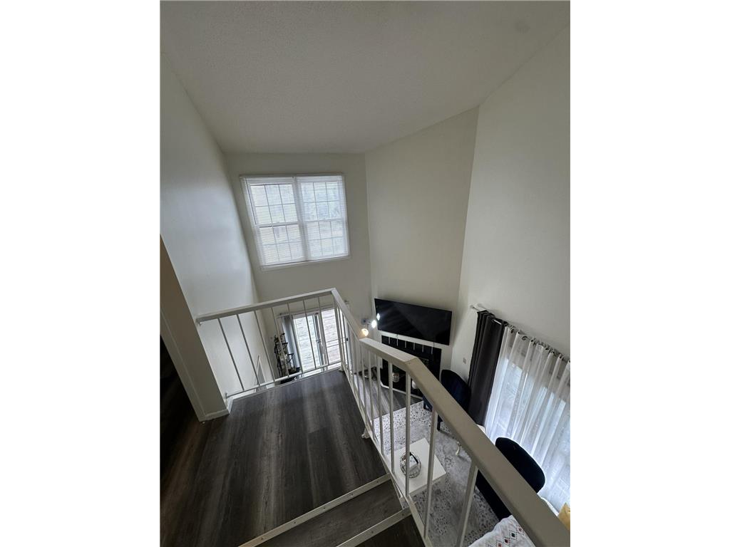 1612 Rose Hill Circle Lauderdale MN 55108 6811893 image17