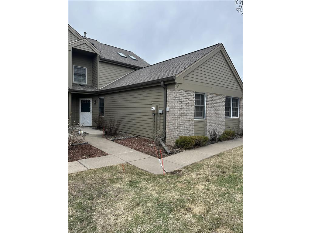 1612 Rose Hill Circle Lauderdale MN 55108 6811893 image2