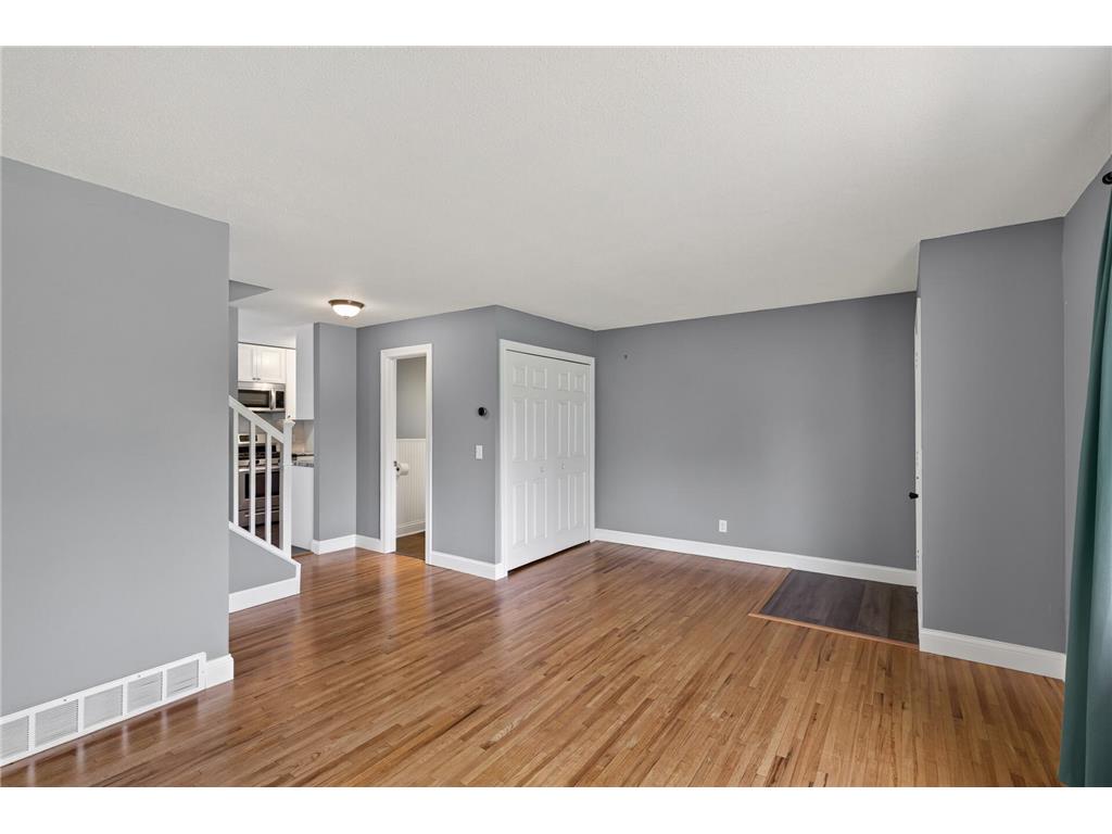 16124 Foliage Avenue W Lakeville MN 55068 7113758 image1