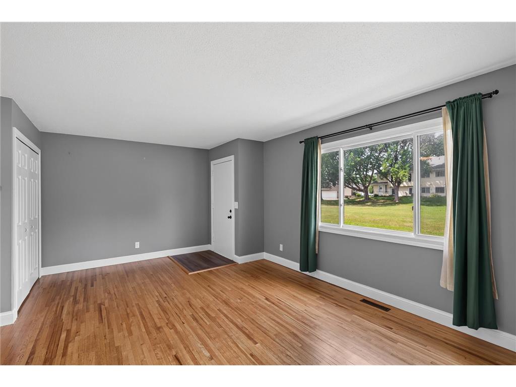 16124 Foliage Avenue W Lakeville MN 55068 7113758 image6