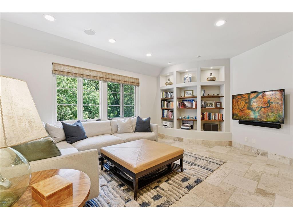 16127 Crosby Cove Road Minnetonka MN 55391 - Lake Minnetonka 6762315 image33