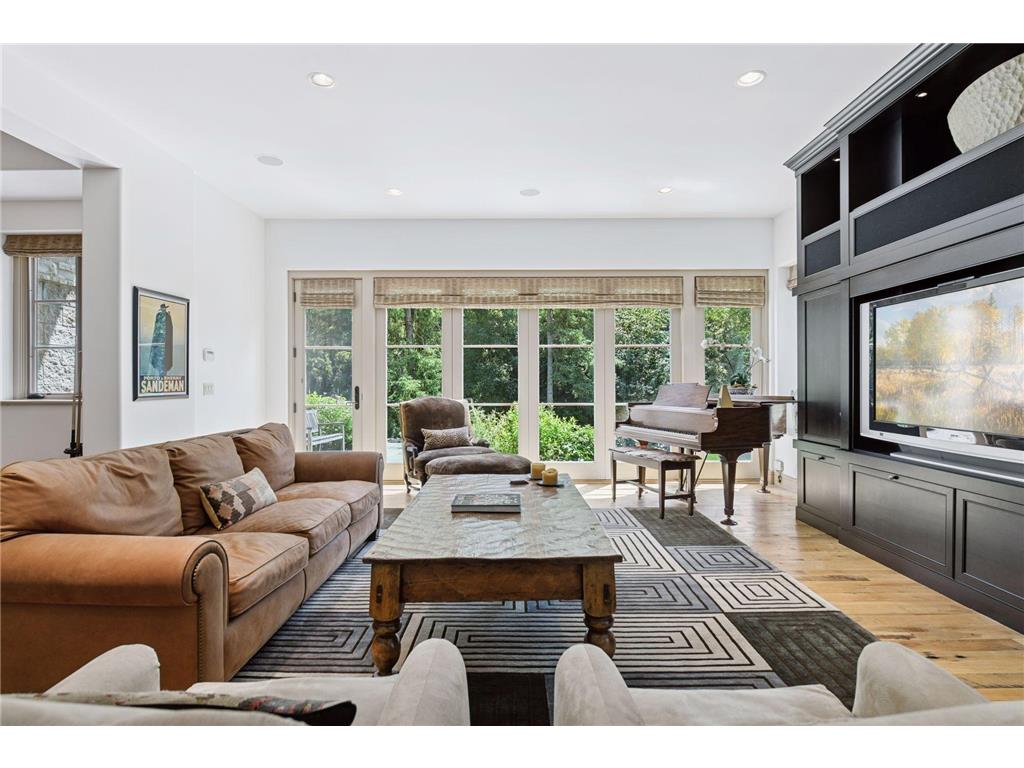 16127 Crosby Cove Road Minnetonka MN 55391 - Lake Minnetonka 6762315 image52