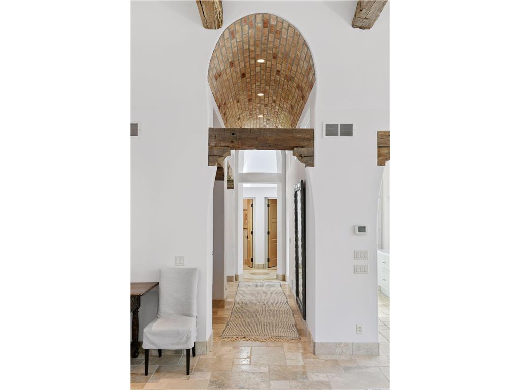 16127 Crosby Cove Road Minnetonka MN 55391 - Lake Minnetonka 6762315 image7