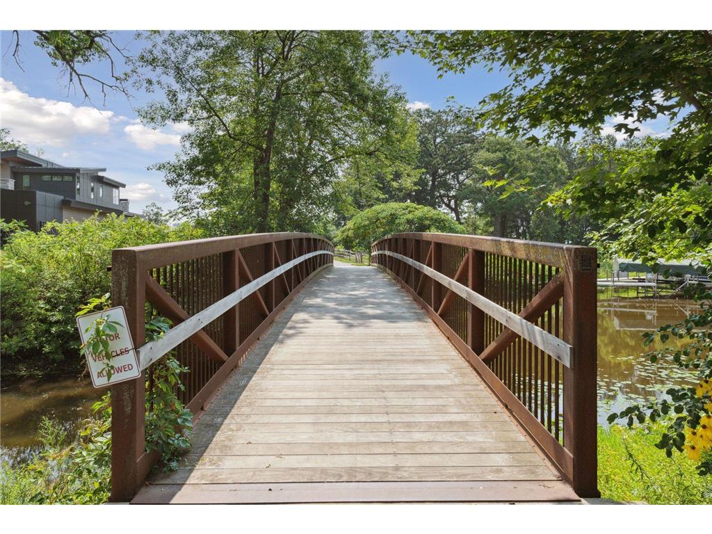 16127 Crosby Cove Road Minnetonka MN 55391 - Lake Minnetonka 6762315 image80