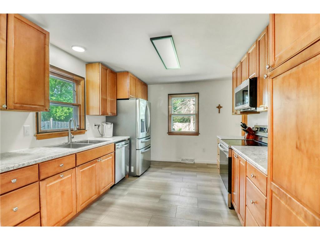 1613 16th Street S Moorhead MN 56560 7109043 image20