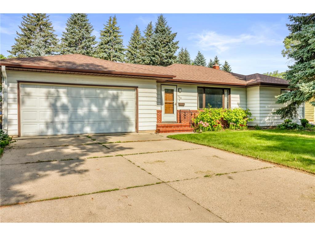 1613 16th Street S Moorhead MN 56560 7109043 image4